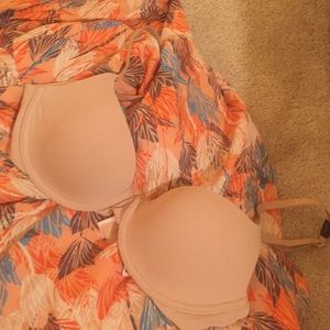 VS Demi T-Shirt Bra NWT 32B